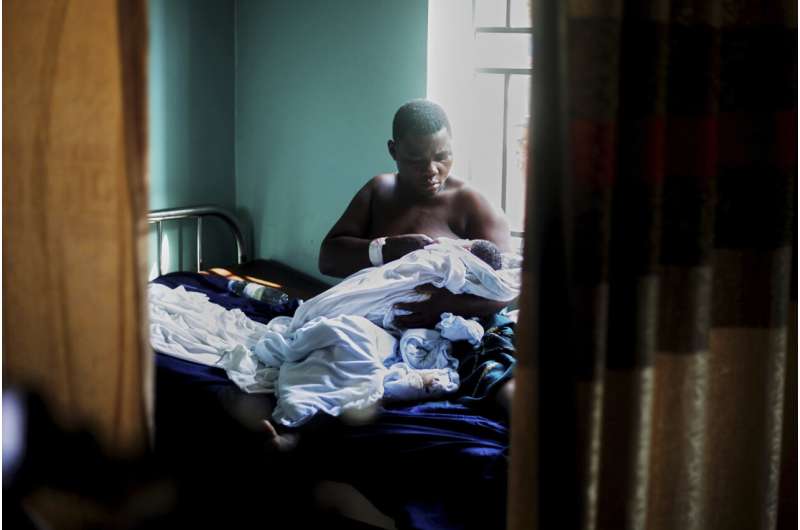 Le nouveau médicament contre le paludisme pour les bébés offre de l'espoir aux agents de santé en Ouganda