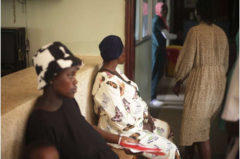 Le nouveau médicament contre le paludisme pour les bébés offre de l'espoir aux agents de santé en Ouganda