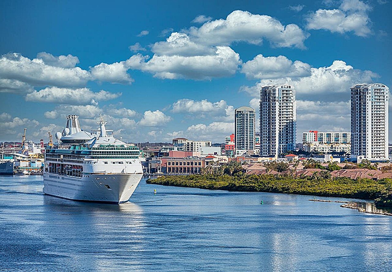 Près de 100 naisés à bord de Royal Caribbean avec Norovirus