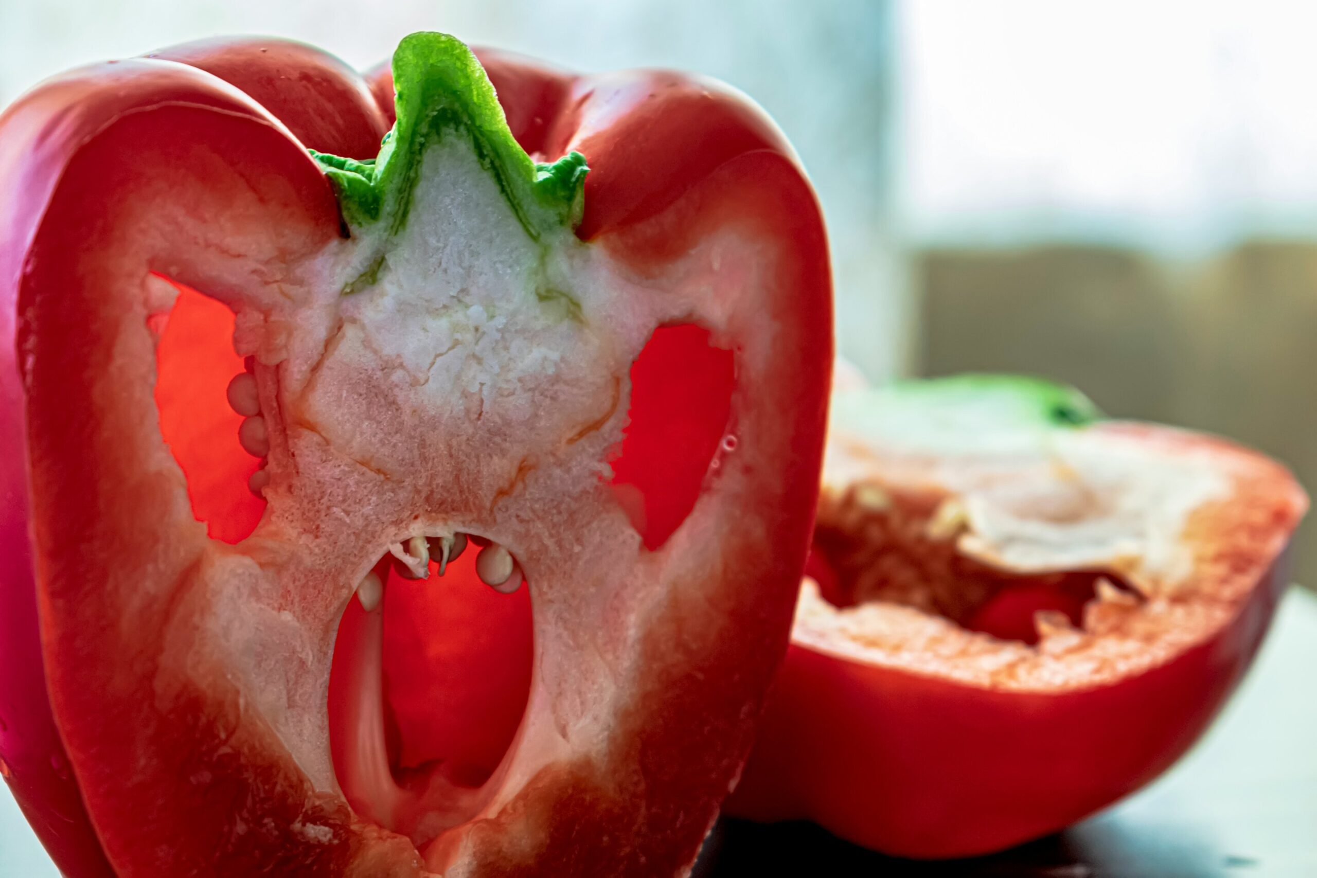 Les personnes atteintes de cette maladie visuelle rare voient plus souvent des visages illusoires, selon une nouvelle étude