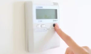 Oubliez les 19 °C cet hiver : voici la température idéale chez vous pour un confort absolu et des économies record