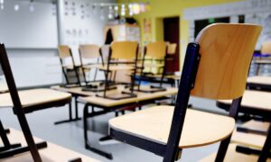 Toute la Rhénanie du Nord-Westphalie ferme les écoles en raison du risque de routes glissantes, les parents s&rsquo;agacent : « Ridicule, embarrassant »