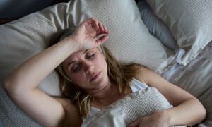 C&rsquo;est pourquoi tu transpires plus la nuit que le jour