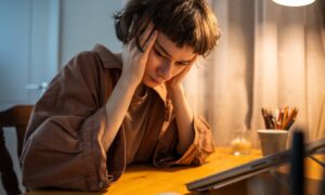 Quand la procrastination passe de la faiblesse à la maladie