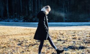 Marcher dix minutes par jour vous permettra de rester en forme longtemps