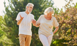 "Tour de montagnes russes": Zack est sorti avec 75 femmes de plus de 60 ans