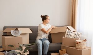 Une femme de 30 ans vit à nouveau avec sa famille depuis 4 ans