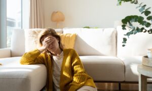 Pourquoi nous avons besoin de quelqu&rsquo;un à blâmer si rapidement après une rupture