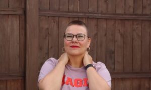 « Soyez heureux que ce soit juste un cancer du sein », ont déclaré des amis