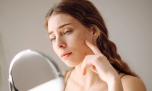 Une peau saine est déterminée par les intestins, le sommeil et le stress