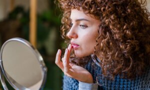 Lèvre brûlée : cela aide immédiatement