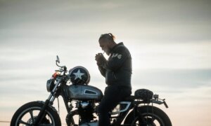 Le chaos avec Bad Boys ressemble-t-il à de l’amour ? Gâteau pour chiots !