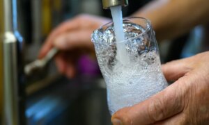 L&rsquo;eau du robinet devrait couler après seulement 4 heures