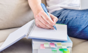 Les écoles autrichiennes comptent à nouveau sur le stylo et le papier