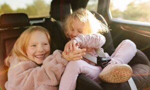 Danger de mort : la Stiftung Warentest met en garde contre deux sièges enfants