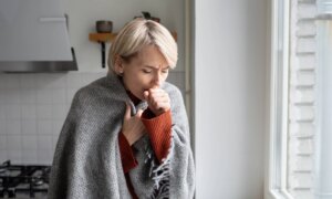Faites vérifier les infections fréquentes et la toux constante par un médecin